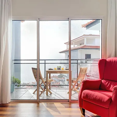 Village Ay By Atlantic Apartment