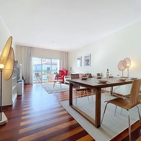 Village Ay By Atlantic *