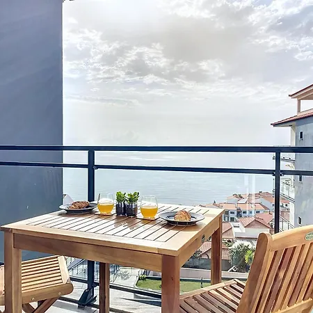 Village Ay By Atlantic * Caniço