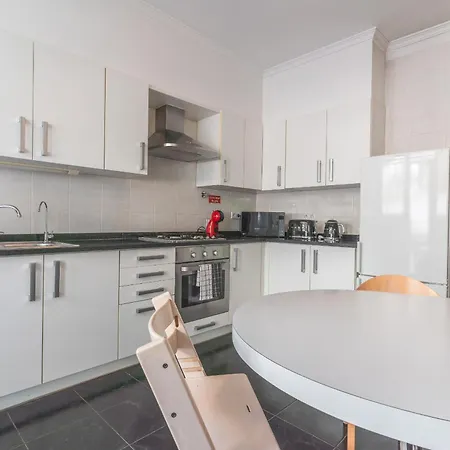 Village Ay By Atlantic Apartment